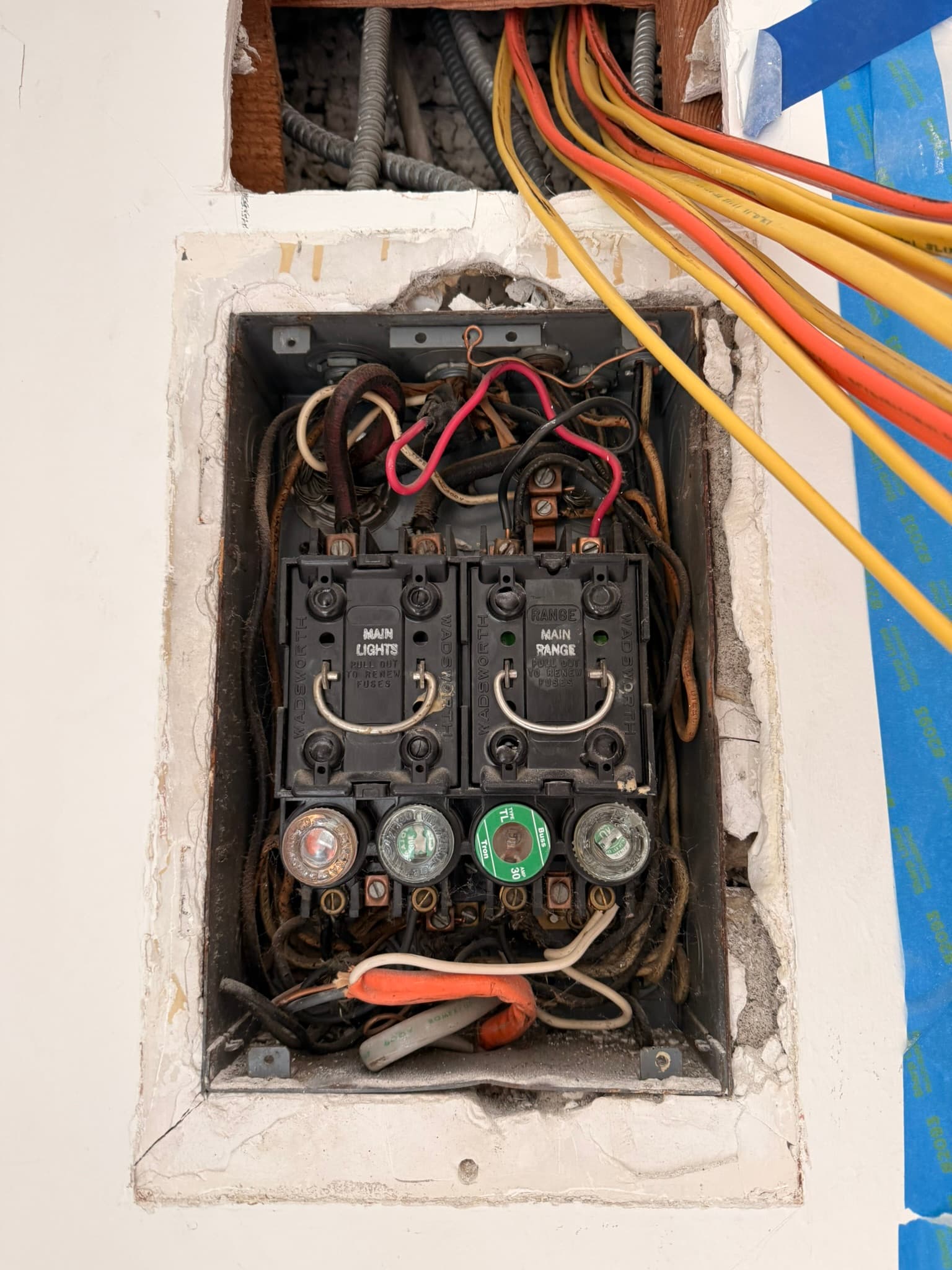 The original panel with the house that was replaced.